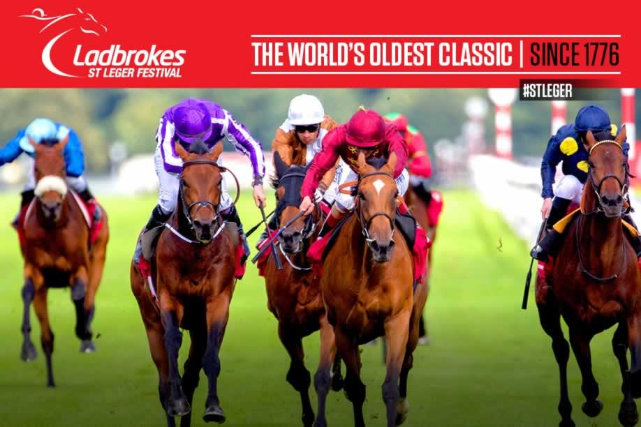 Simple Verse wins the 2015 St Leger ahead of Bondi Beach